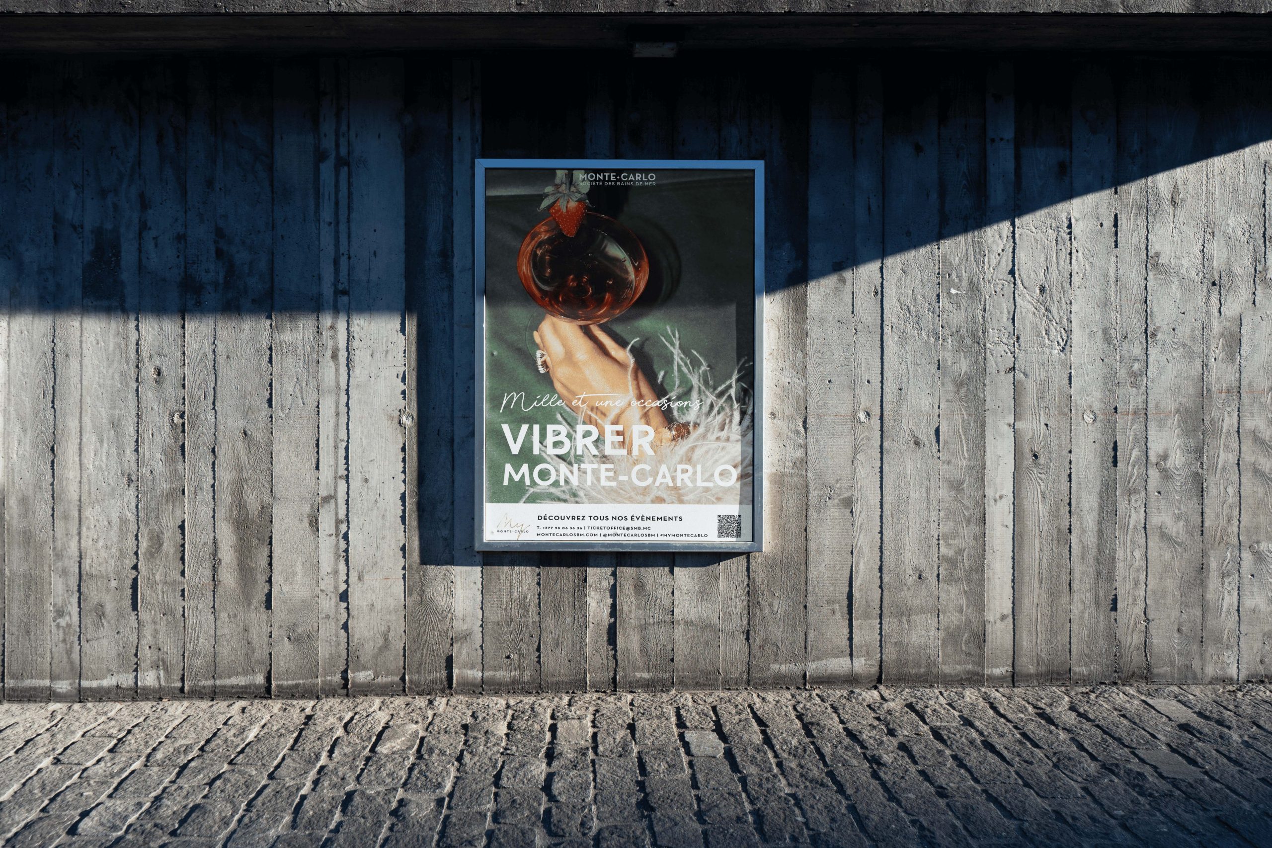 <p>mockup d&#8217;un panneau d&#8217;affichage pour une campagne de publicité</p>
